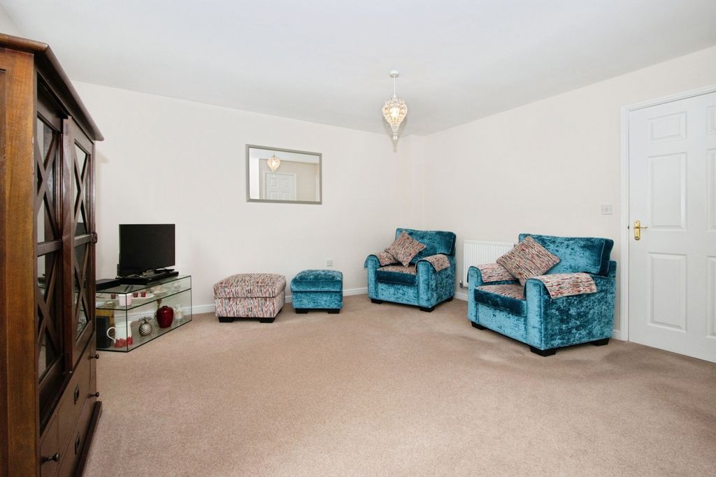 Property photo 3 of 24 Pbox-Img.Jpg