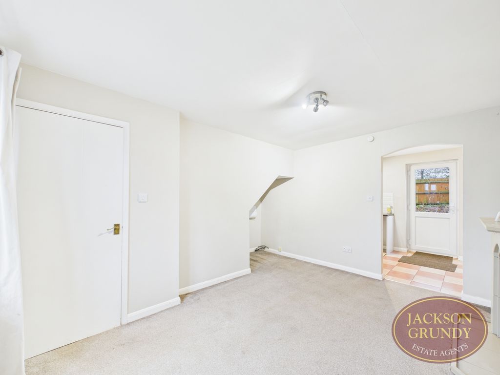 Property photo 3 of 17 Morgan Close