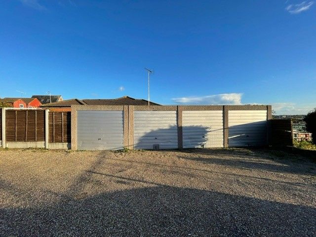 Property photo 1 of 4 Front