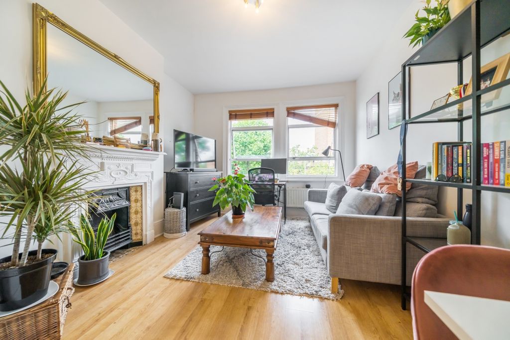 Property photo 2 of 7 1160567 (2)