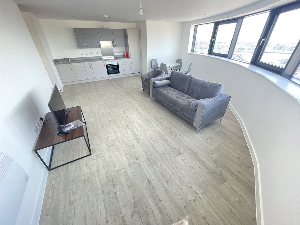 Property photo 2 of 8 Picture No. 07