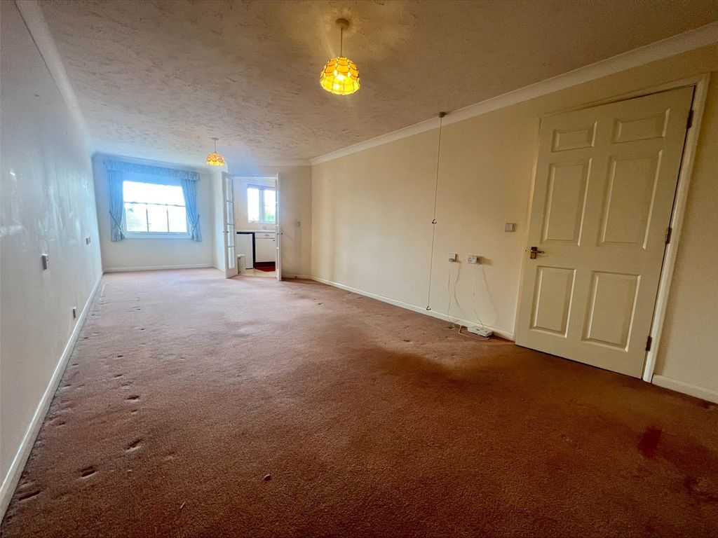 Property photo 2 of 11 Picture No. 22