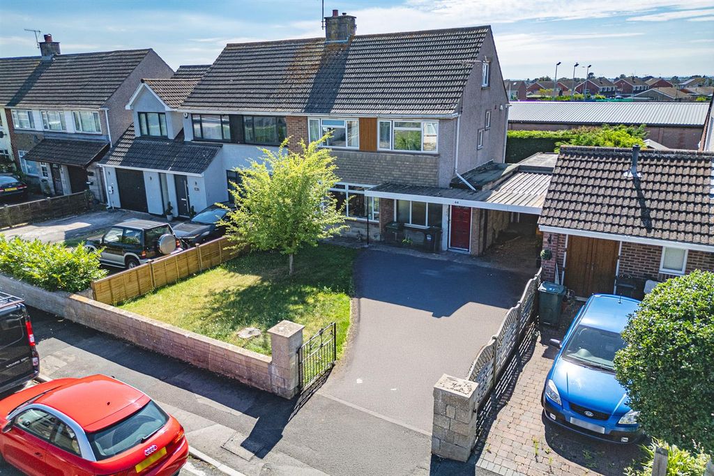 Property photo 1 of 41 44 Hillcrest Road, Nailsea, North Somerset Bs48 2J