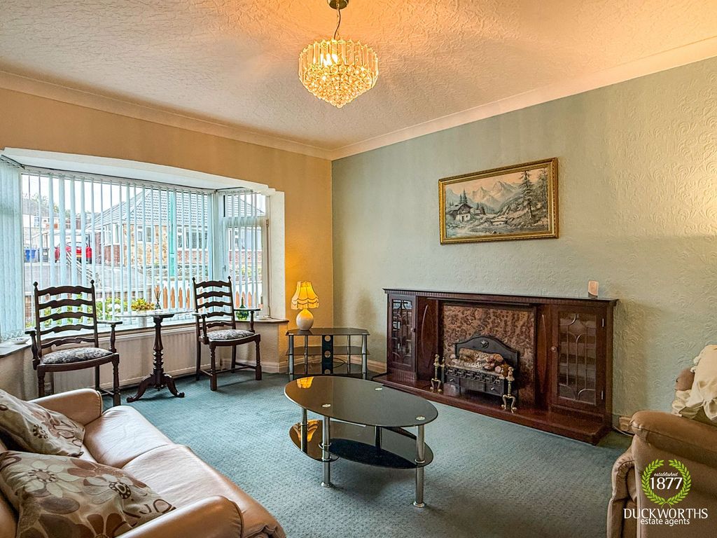 Property photo 3 of 28