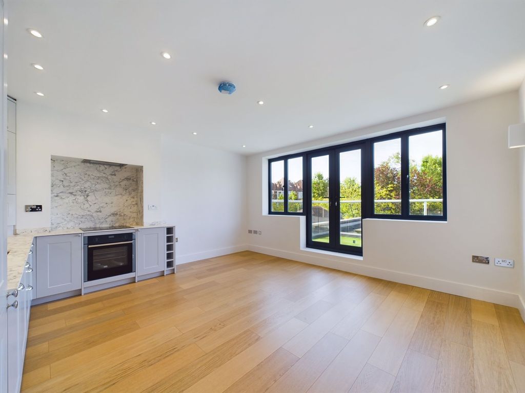 Property photo 1 of 15 Open Plan Kitchen