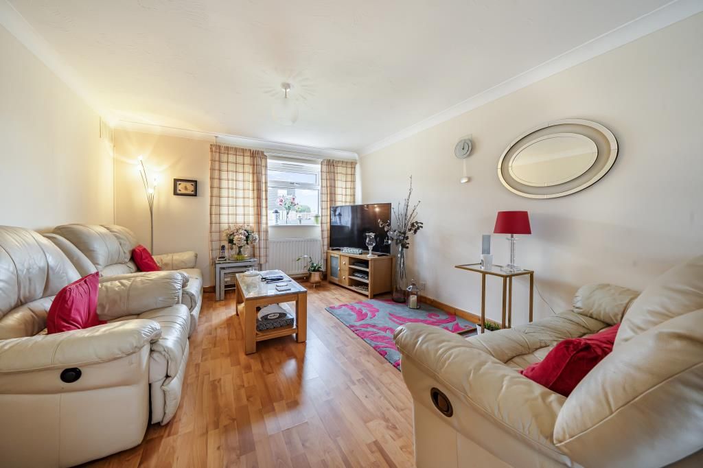 Property photo 2 of 17 Sitting Room