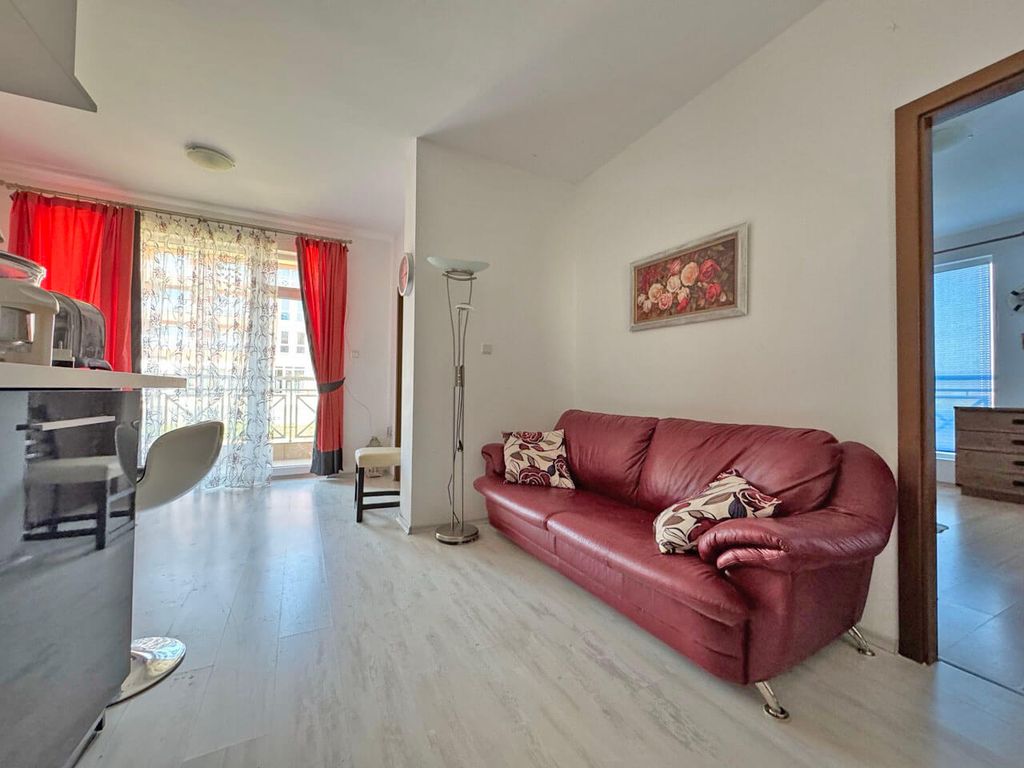 Property photo 1 of 34