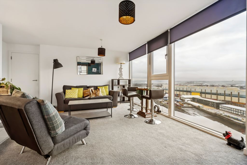 Property photo 3 of 20 3