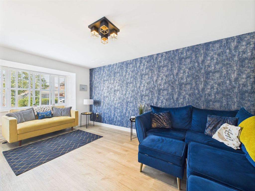 Property photo 2 of 30