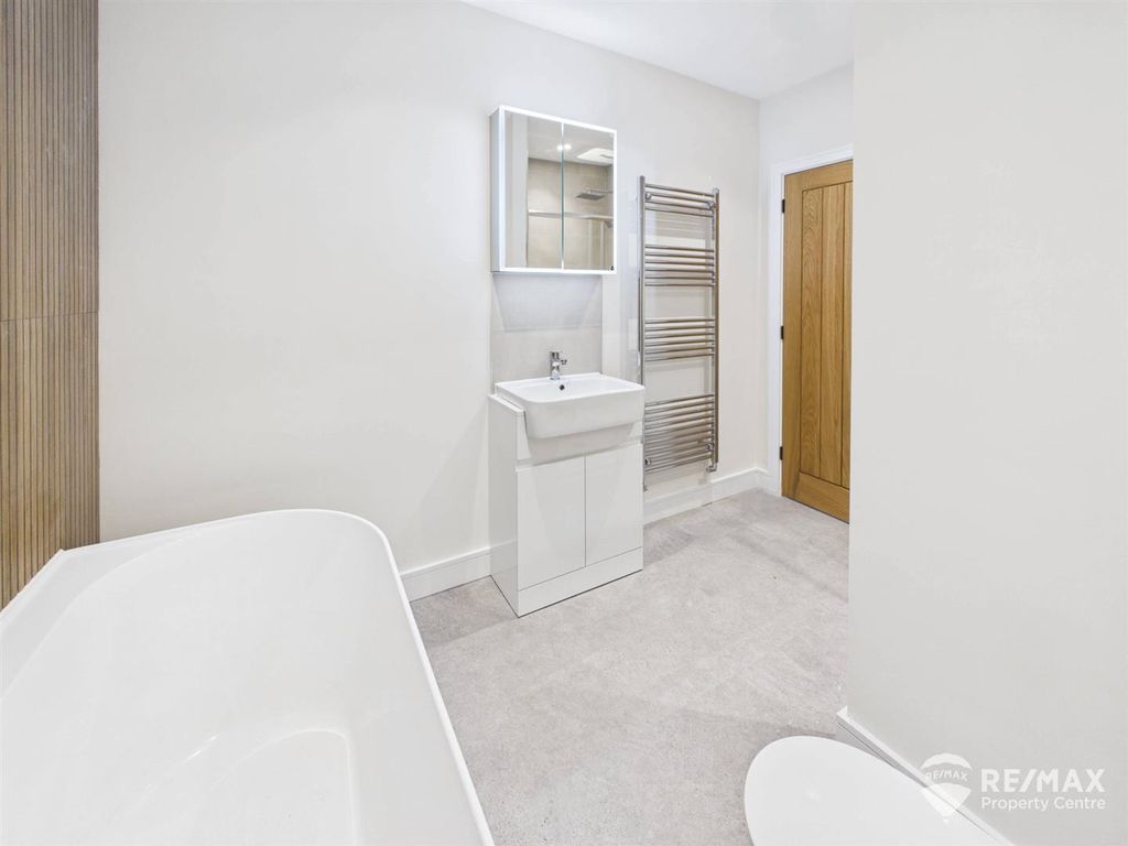 Additional image 25 of 5 bed detached house for saleOakley Gardens, Little Oakley, Harwich CO12