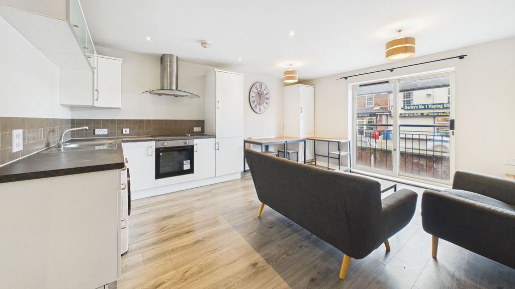 Property photo 3 of 10 3476628