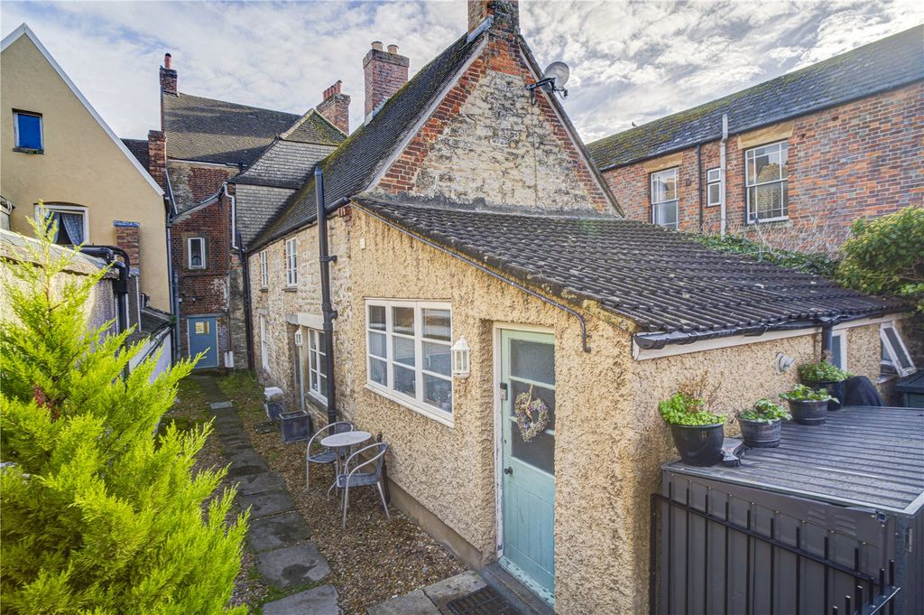 Property photo 1 of 9 Picture No. 01