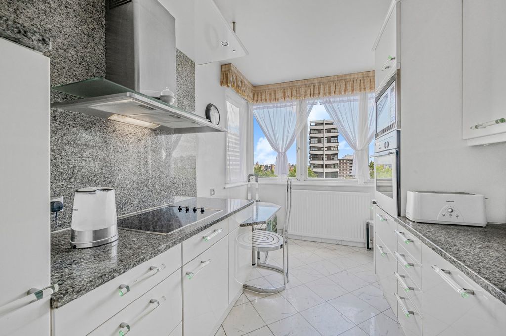 Property photo 3 of 15