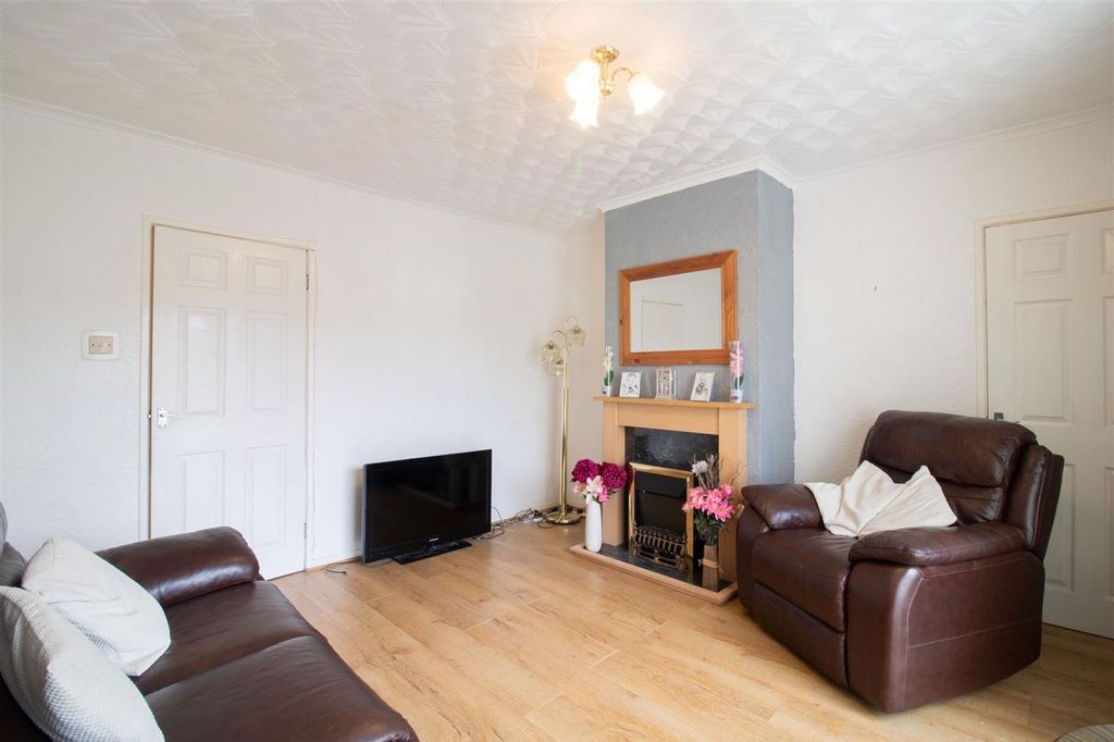 Property photo 3 of 29