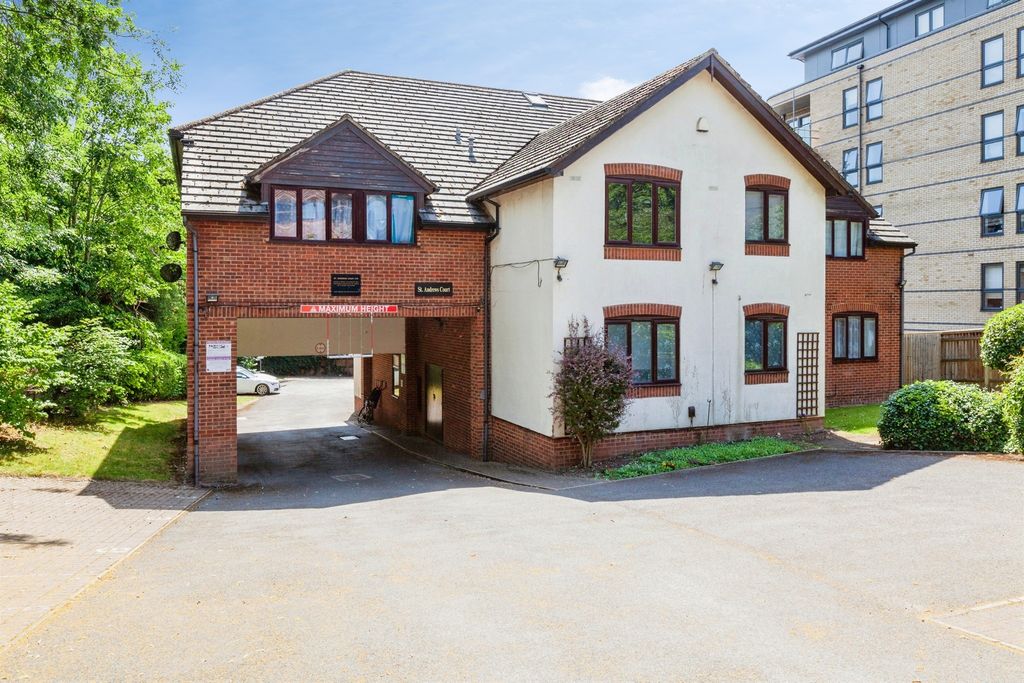 Property photo 2 of 10