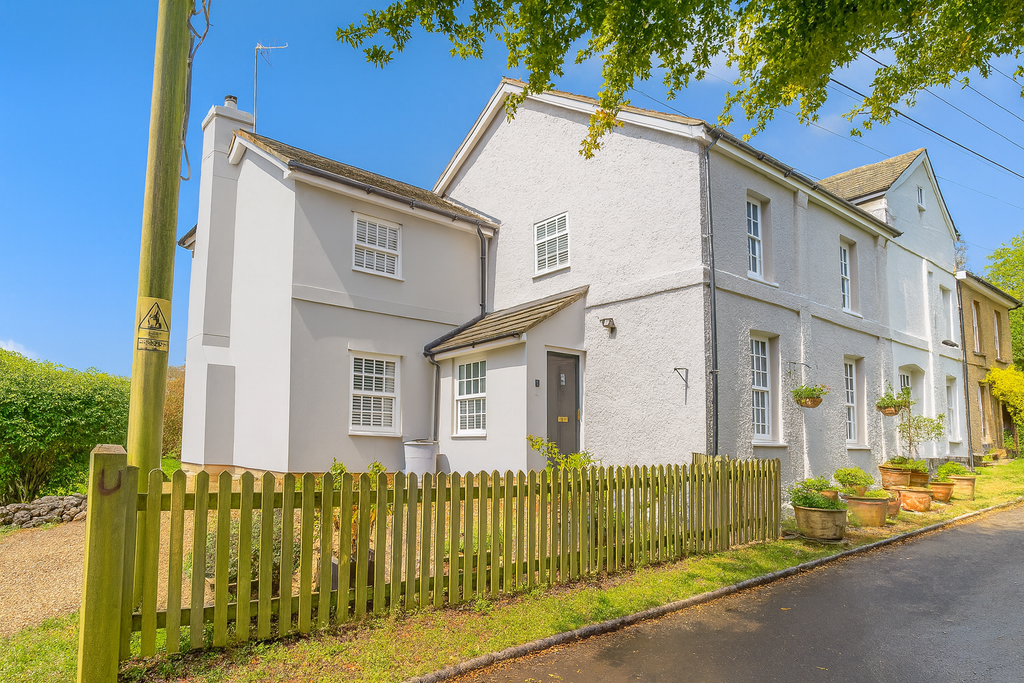 Property photo 1 of 28 Front (Exterior)