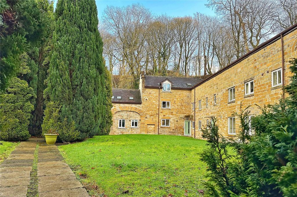 Property photo 1 of 12 Front External