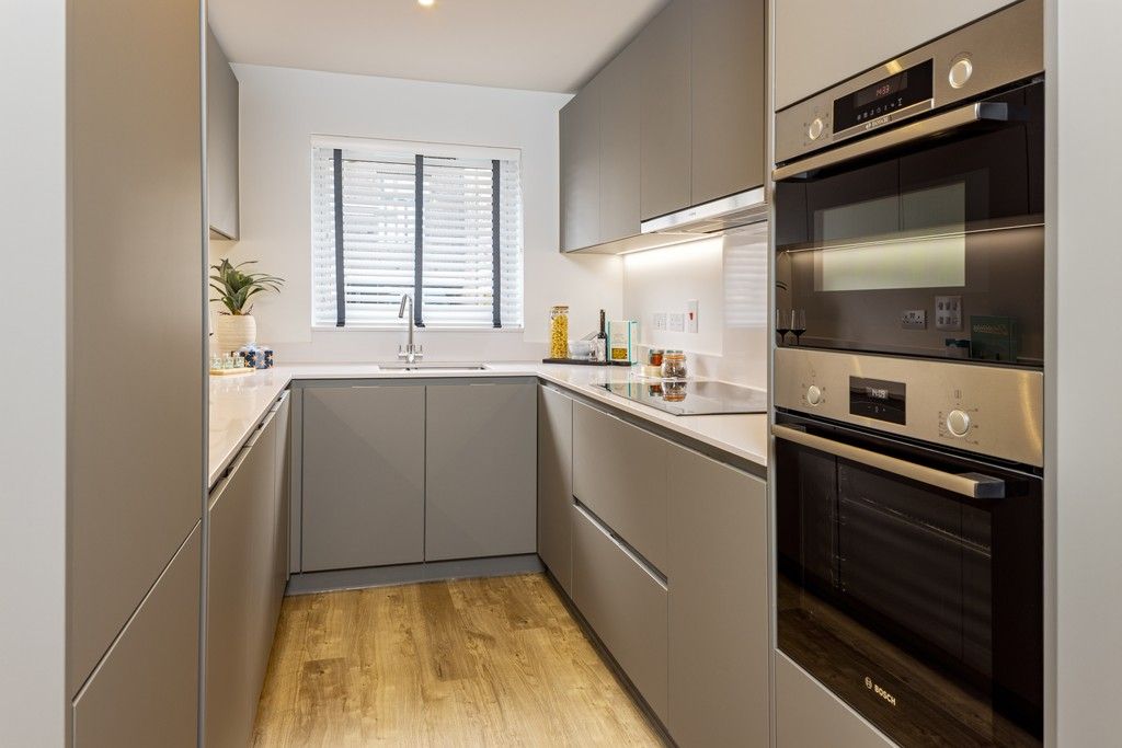Property photo 2 of 9 Kitchen The Madingley Netherhall Gardens Cambridge