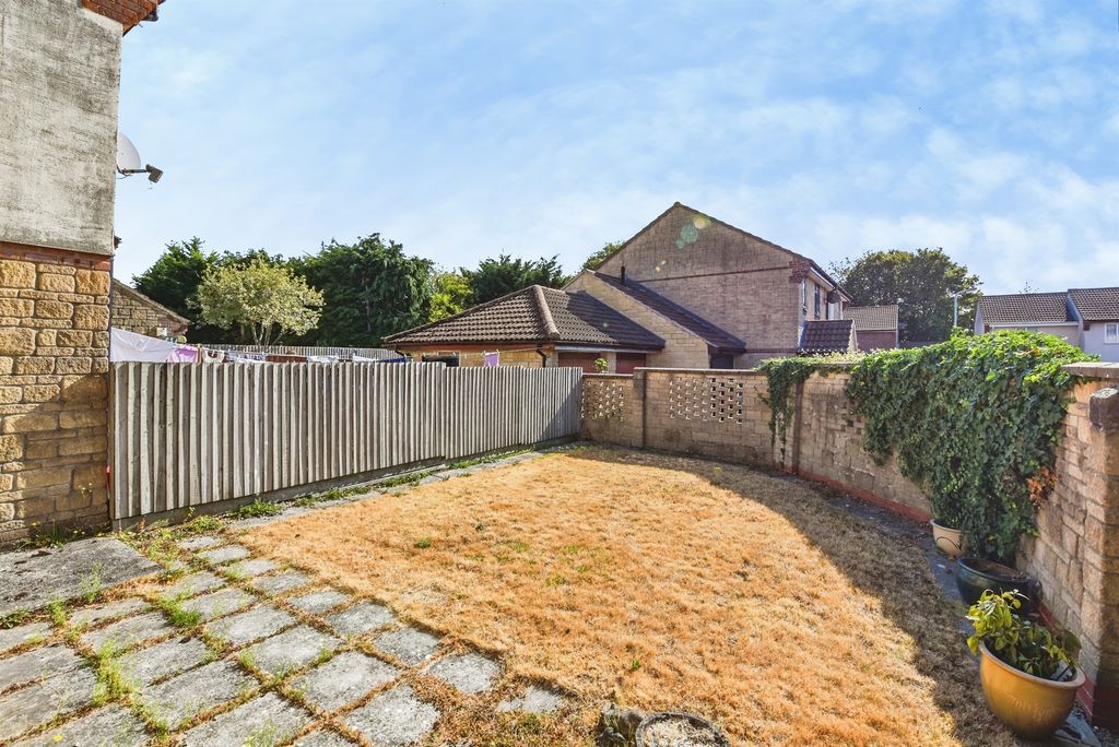 Property photo 2 of 12
