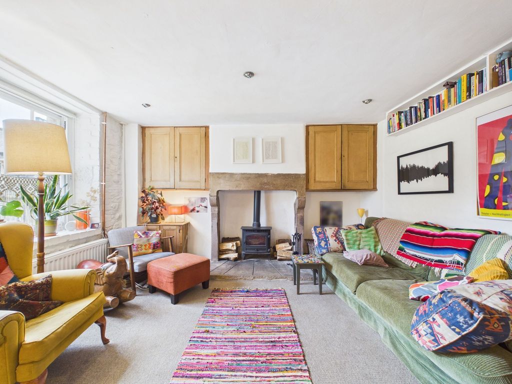 Property photo 3 of 37