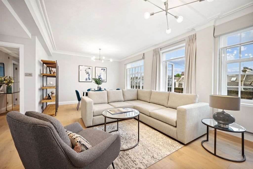 Property photo 1 of 11 (Main)