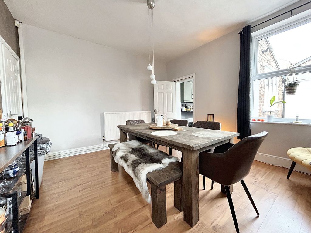 Property photo 3 of 29