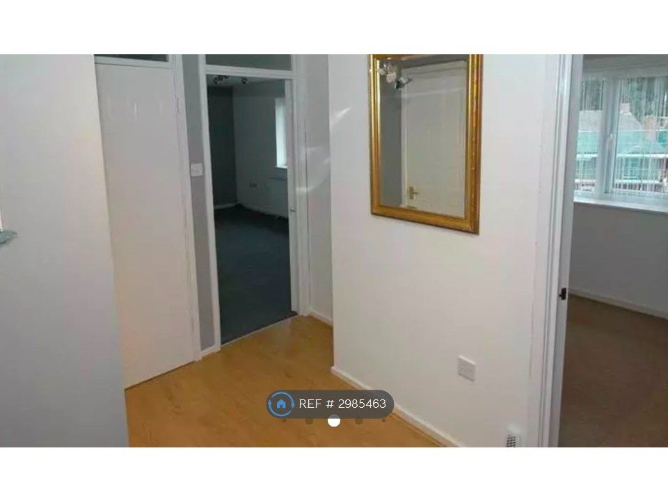 2 bed flat to rentWetherby Close, Chester CH1 photo 4