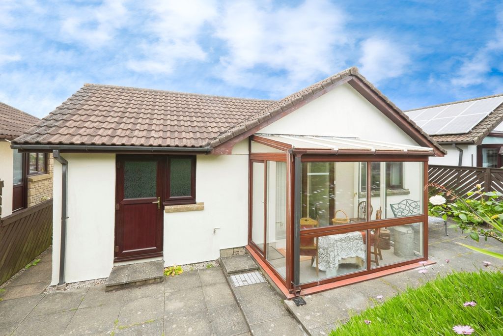 Property photo 2 of 14 Photo