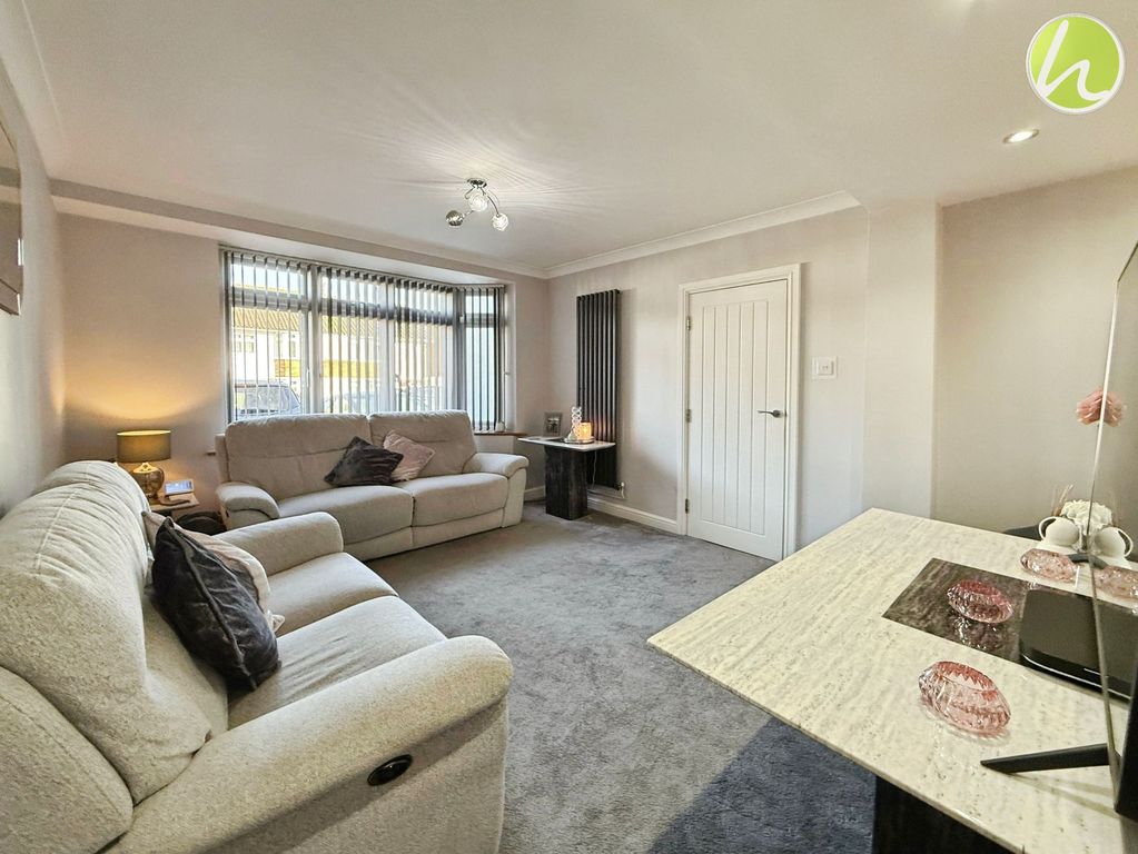 Property photo 3 of 23