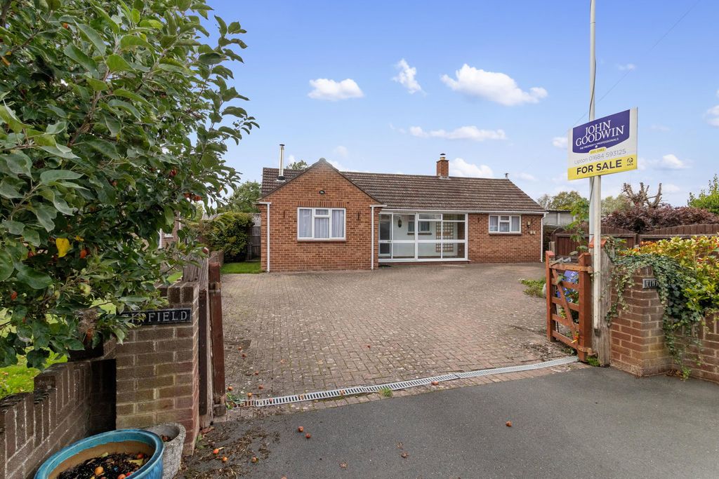 Property photo 1 of 18