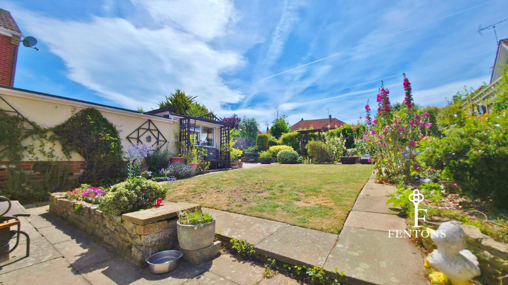 Property photo 3 of 31 Rear Garden