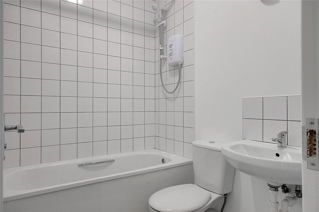 Property photo 2 of 3 Picture No. 02