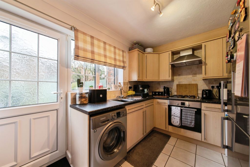 Property photo 3 of 19