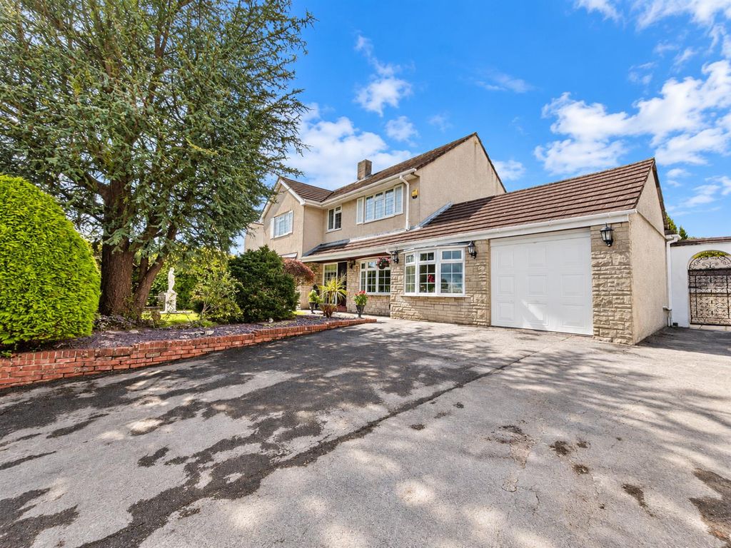 Property photo 1 of 33 63E245Ca-3A7E-4E12-8541-Ebc8E5c442A3.Png