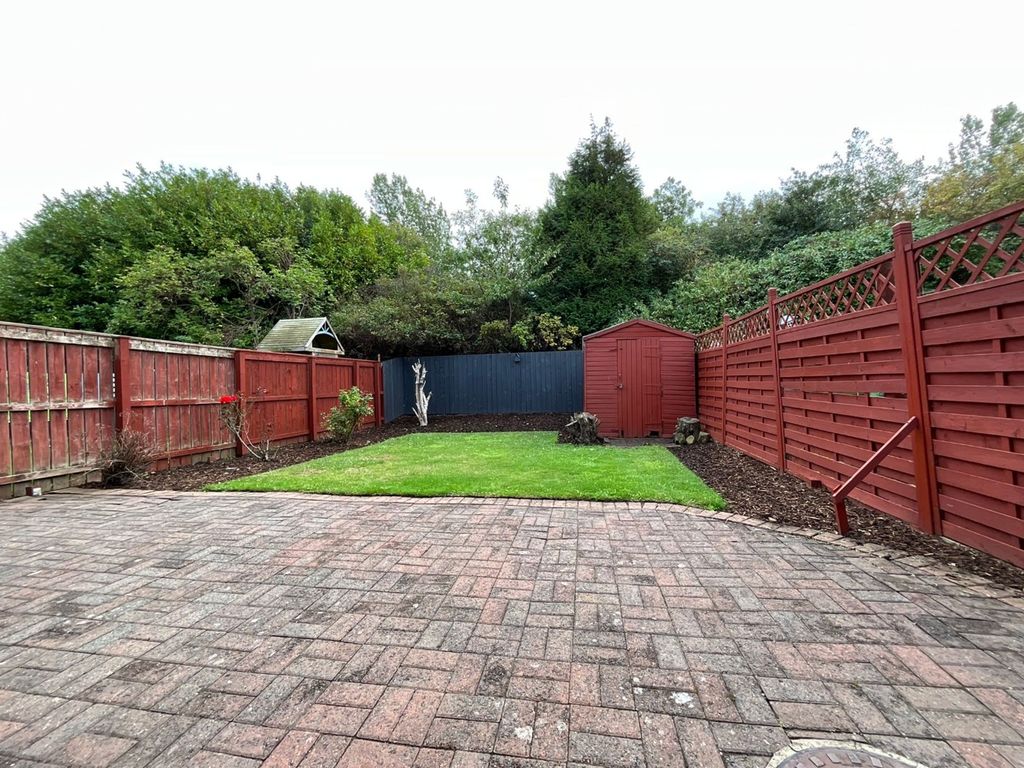 Property photo 3 of 21