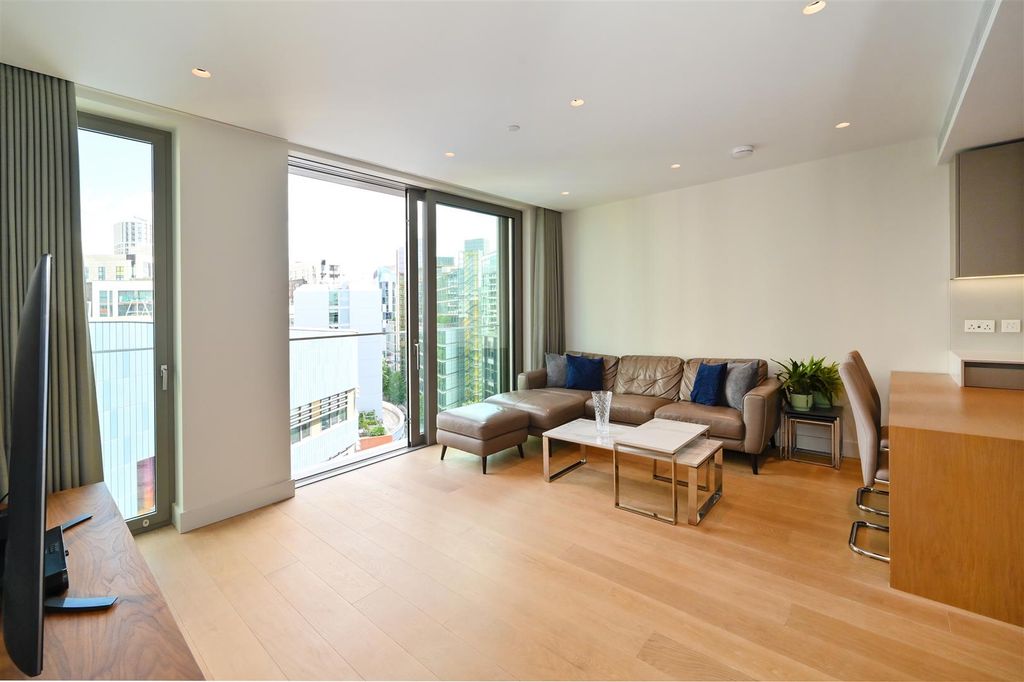 Property photo 2 of 27 1006-3-Merchant-Squarehttps://Login3.Vebraalto.Com