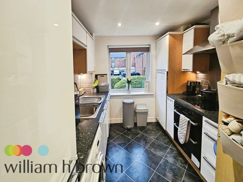 Property photo 3 of 10 Image