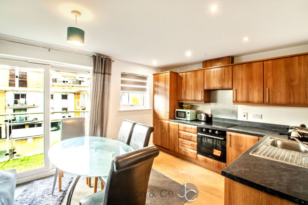 Property photo 1 of 7 Img_3640-Hdr