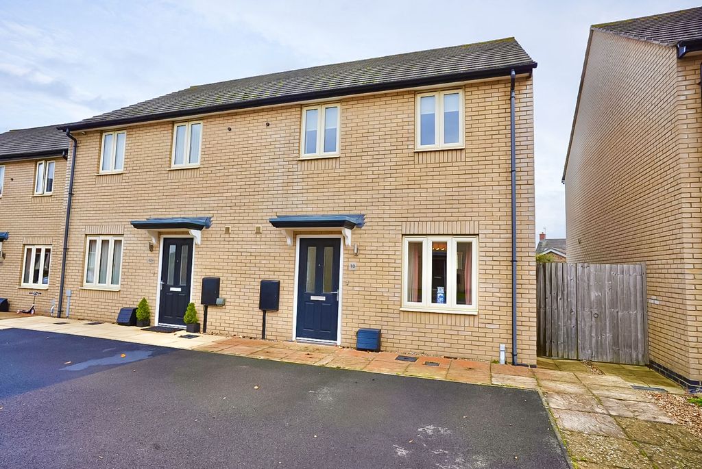 Property photo 1 of 14