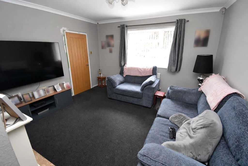 Property photo 2 of 14 Picture No. 03