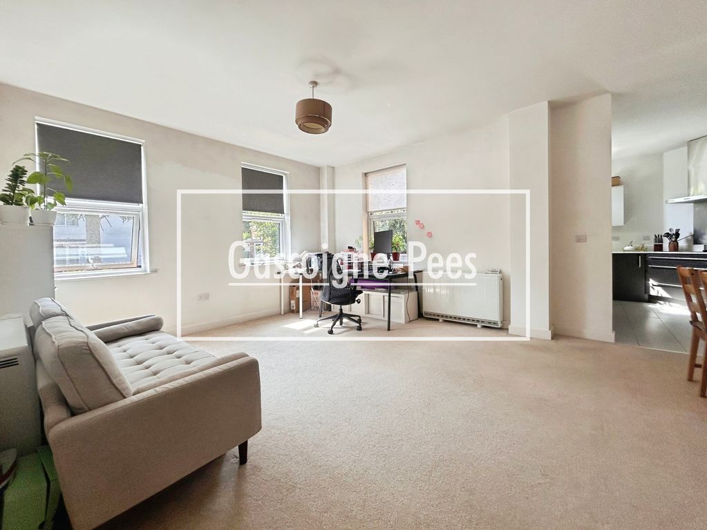 Property photo 3 of 8