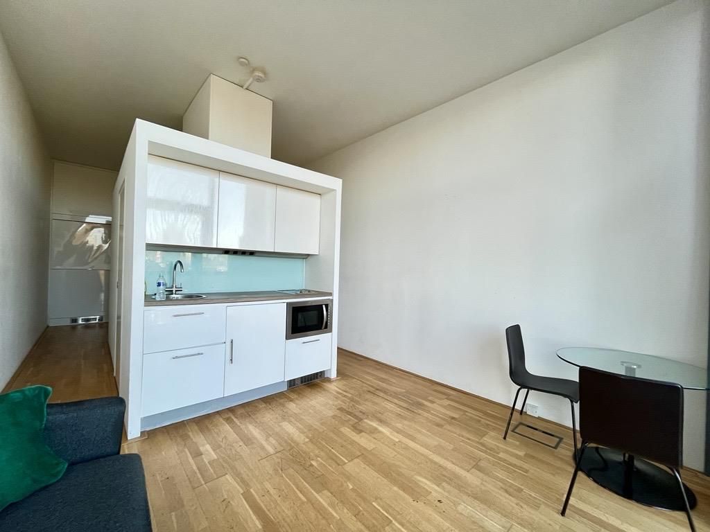 Property photo 3 of 9