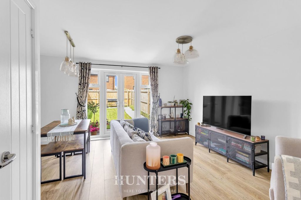 Property photo 1 of 20 Watt Drive (17).Jpg