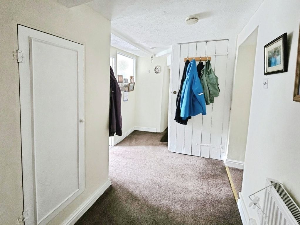 Property photo 3 of 30 Pbox-Img.Jpg