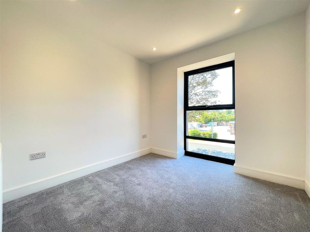 Additional image 8 of 2 bed flat for saleHackness Road, Scalby View Apartments YO12