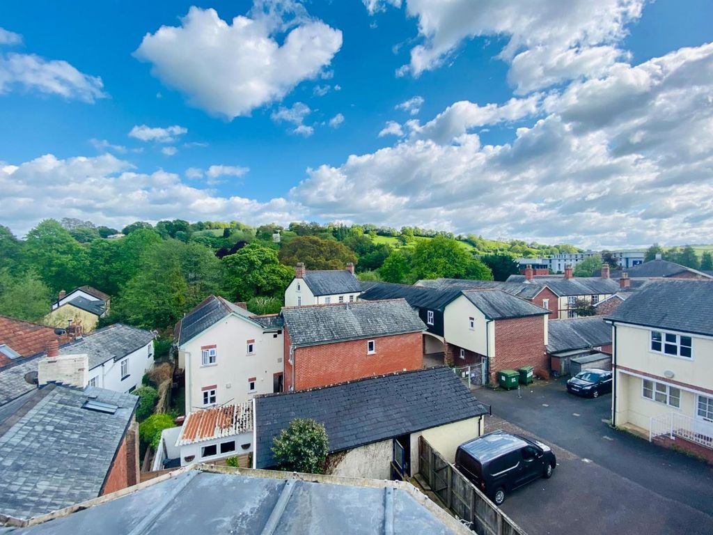 Property photo 2 of 6 View