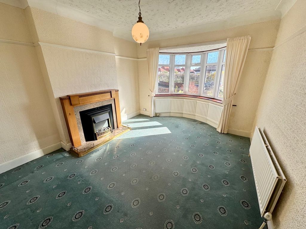 Property photo 2 of 13 Photo 13