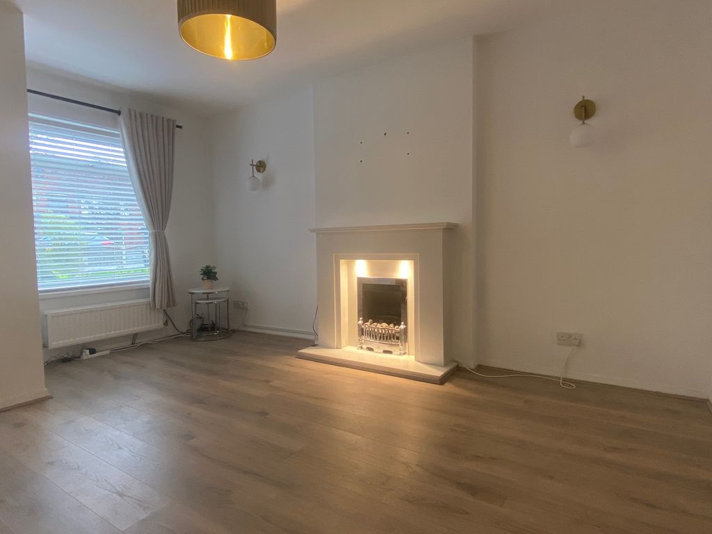 Property photo 2 of 11 Image