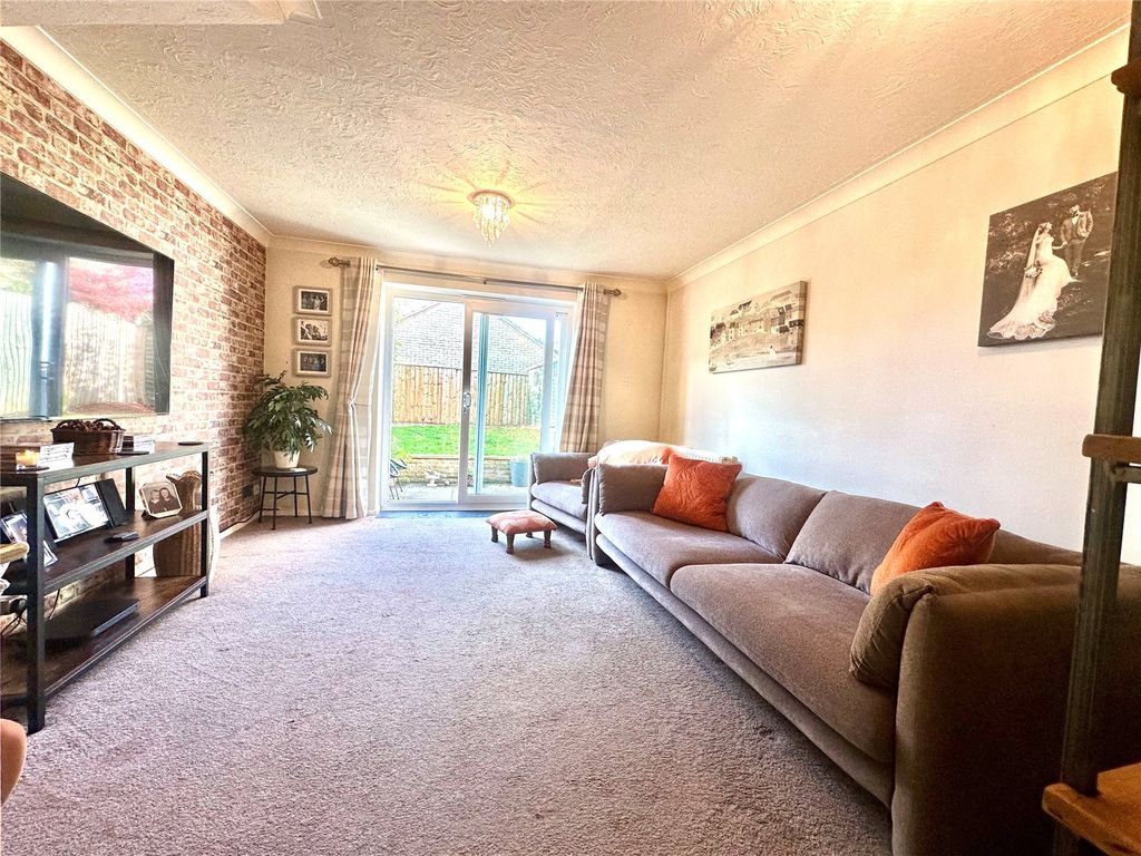 Property photo 2 of 9 Picture No. 04