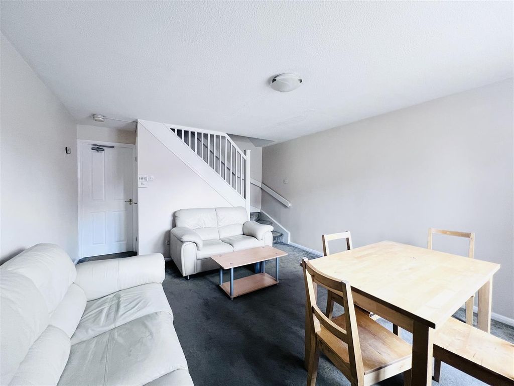 Property photo 2 of 8 Image00002.Jpeg